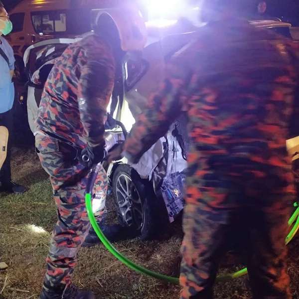 SPM-graduate-car-accident-250307-a3-noresize