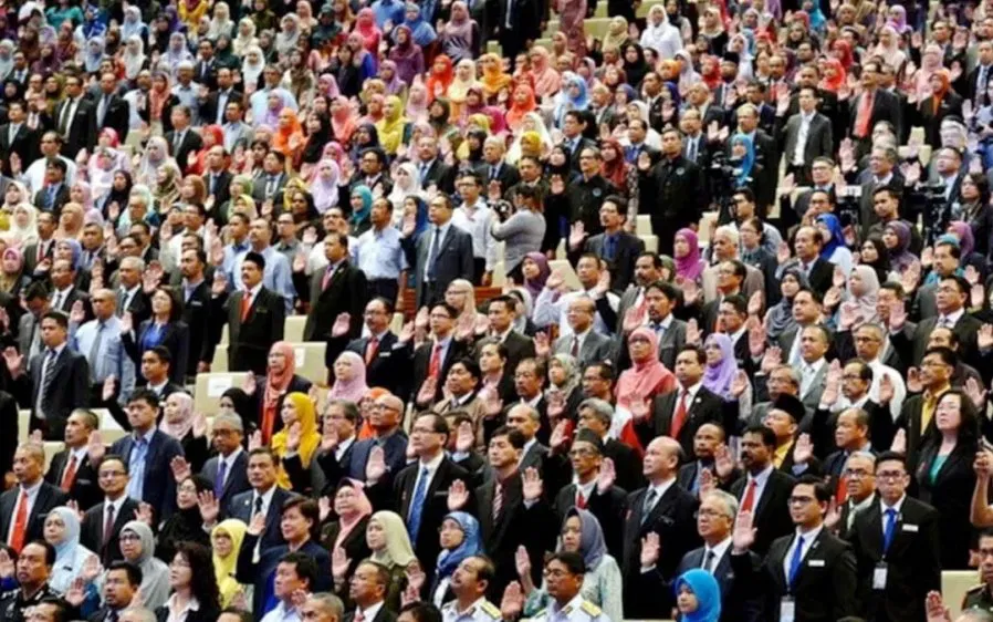 “公务员退休金制度改革”