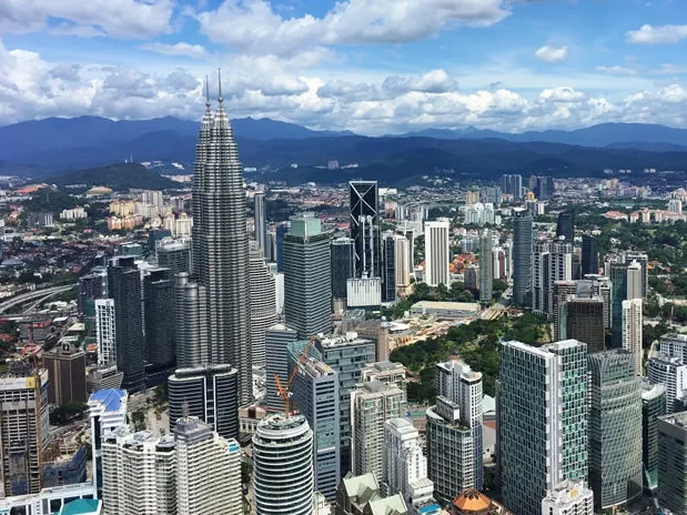 国内市场机遇与挑战分析