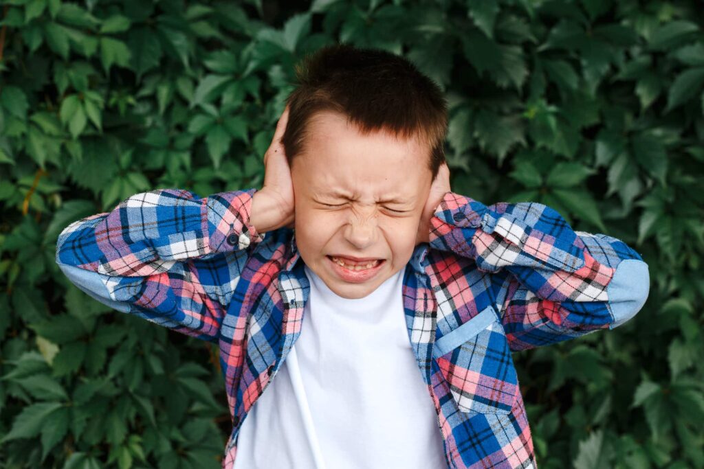 6岁男童被9岁哥哥割颈案