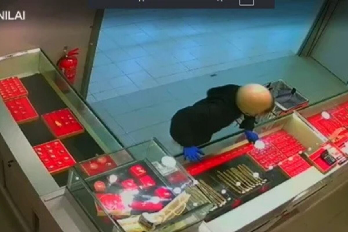 阅读全文请点击以下链接🔈 httpsdushitoutiao.com20260121-01 (1)