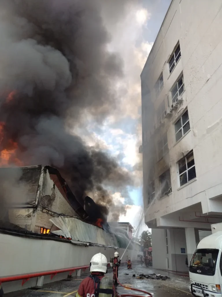 Sea Park家具厂大火